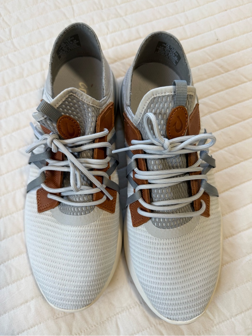 NWOT Olukai Mio Li Men’s Sneakers in Size 11